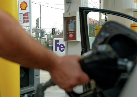    Дмитриев прогнозирует ограничения на продажу топлива в Британии и Евросоюзе