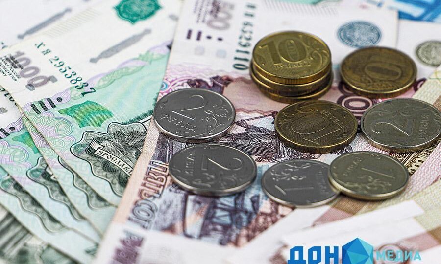 У 72-летней жительницы Ростова украли 900 тыс. рублей