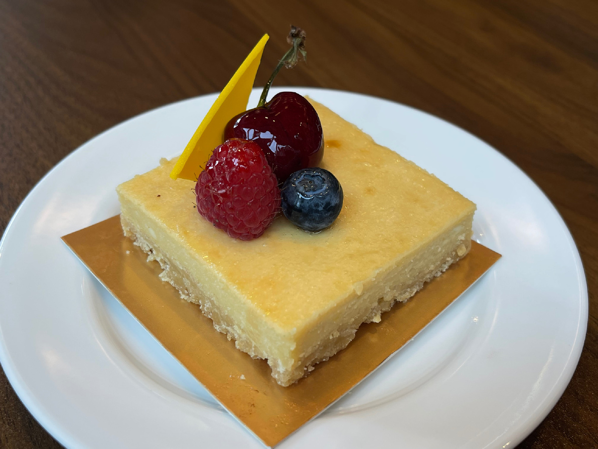 Торт с дурианом