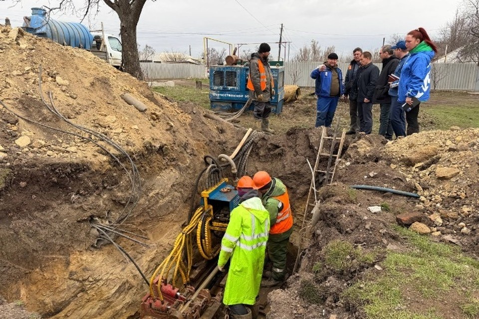    Качество выполнения работ проинспектировал «партийный десант» Валерия РАЗИНА