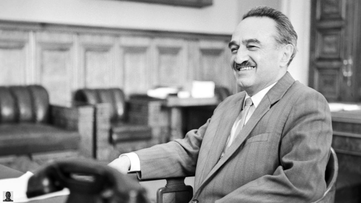 Анастас Иванович Микоян (1895 - 1978)
