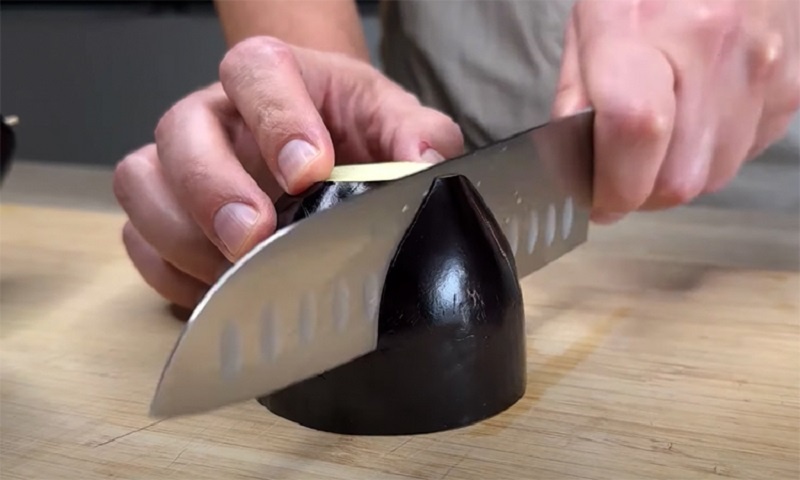 Жареные баклажаны с перцем и чесноком: вкуснее мяса, проще простого