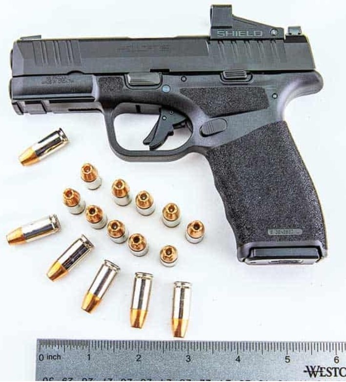 Микрокомпактный  Springfield Pro с 16 патронами 9х19.