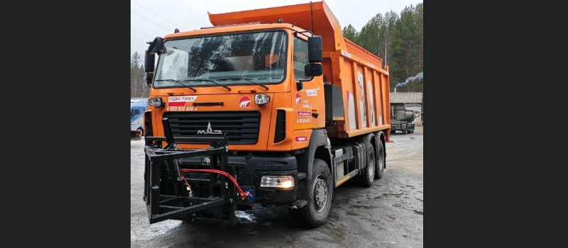    Кольское ДРСУ в Карелии приобрело автогрейдер и дорожную машину Минтранс Карелии / BК