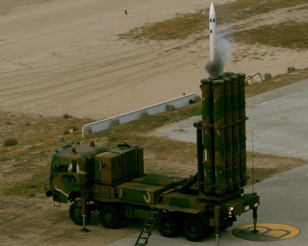    KM-SAM южнокорейский зенитно-ракетный комплекс средней дальности,    
대한민국 국방부 - Ministry of National Defense of the Republic of Korea