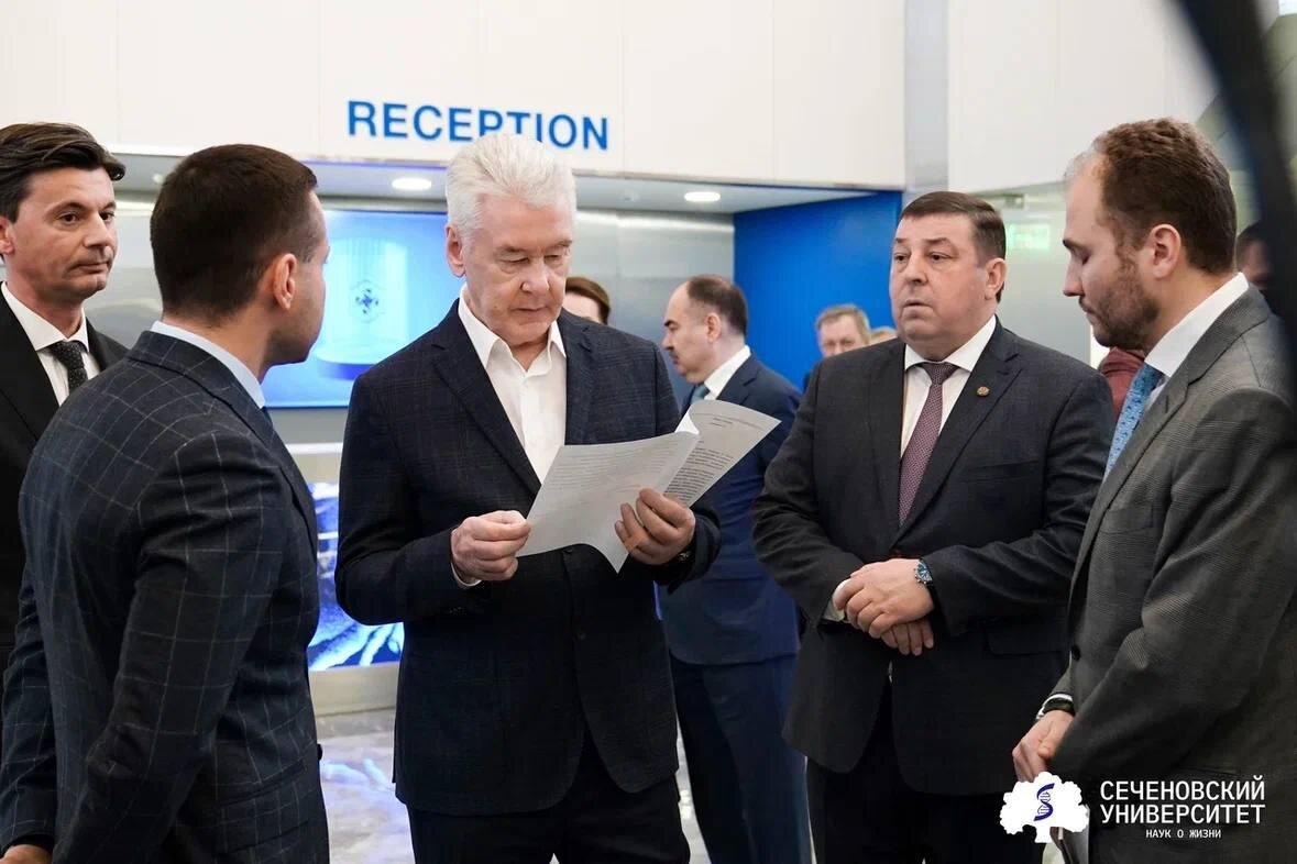 В мероприятии приняли участие мэр Москвы и ректор Сеченовского Университета Петр Глыбочко.