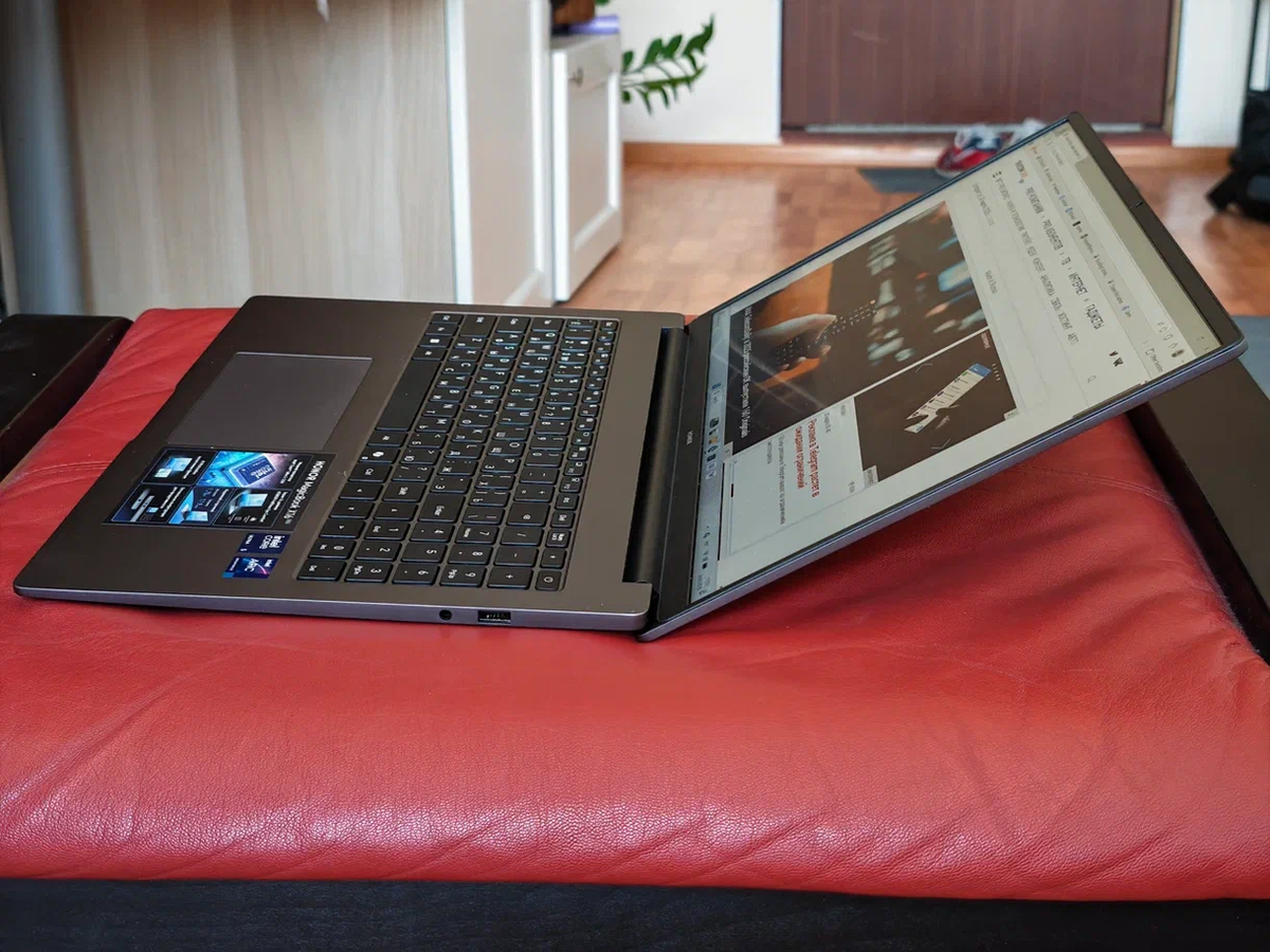 Максимальный угол раскрытия корпуса