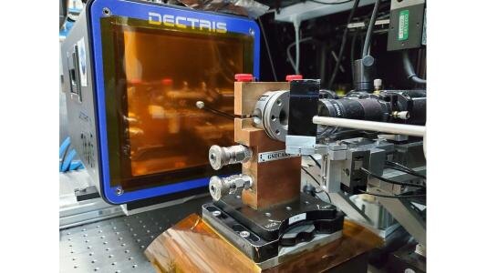 Снимок лабораторной установки Виталия Пракапенко (Национальная лаборатория Аргонн, США)