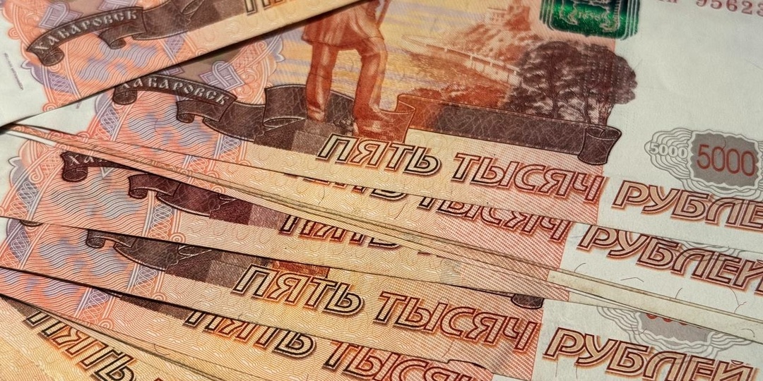 В Петербурге трое оперов услышали приговор за попытку выманить 120 тысяч рублей