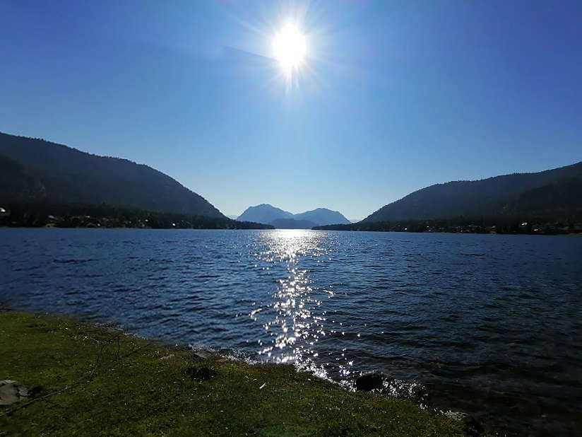 Планируете отдых на Телецком озере? Посмотрите захватывающие виды «Золотого озера» Алтая, узнайте о лучших маршрутах и экскурсиях. Начните свое путешествие в сердце гор прямо сейчас!