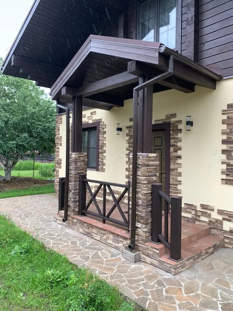 Ограждения крыльца к дому