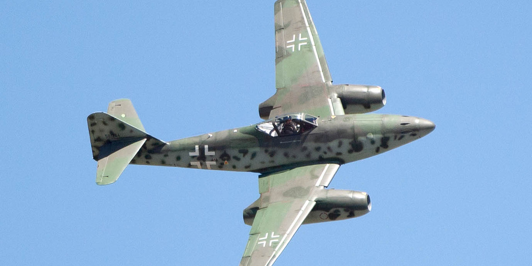 Me.262: «Ласточка», которую заставили бомбить. Как Гитлер уничтожил полтора года реактивной войны