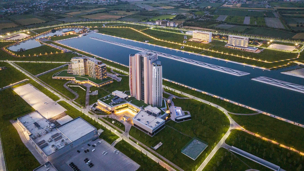 с Яндекс.карты и silkroad-samarkand.com