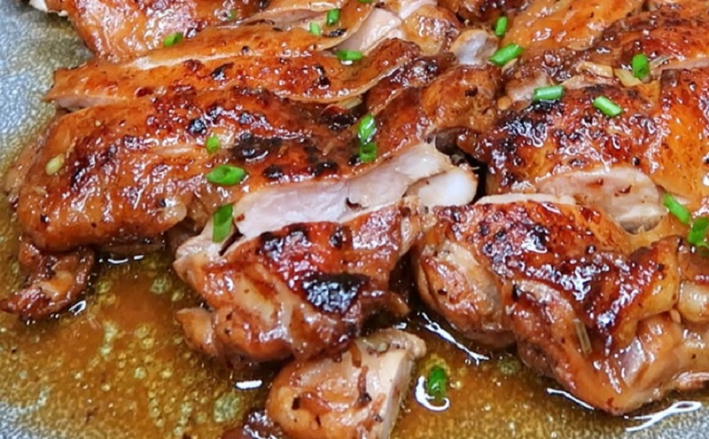 Готовим сочнейшую курицу без костей с чесноком и соевым соусом: секреты идеального вкуса за 15 минут