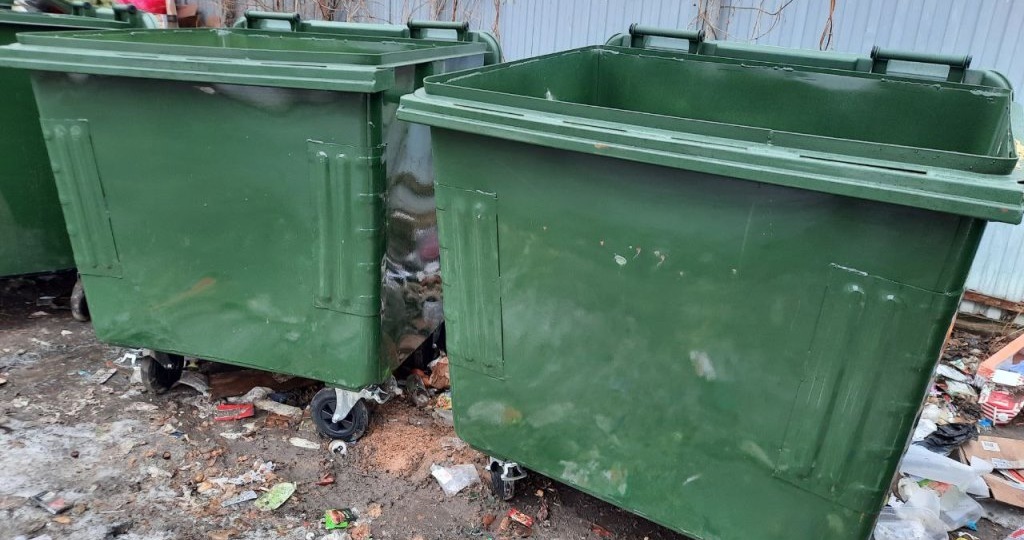 Жильцов ждет конфискация и гигантский штраф за неправильный мусор - что можно и что нельзя нести на помойку