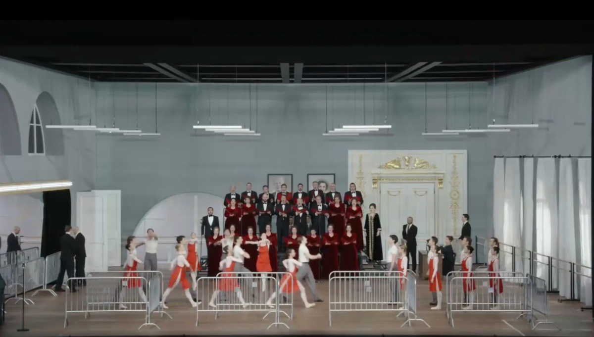 Сцена из спектакля. Источник: канал  Balettomania, vkvideo.ru. 