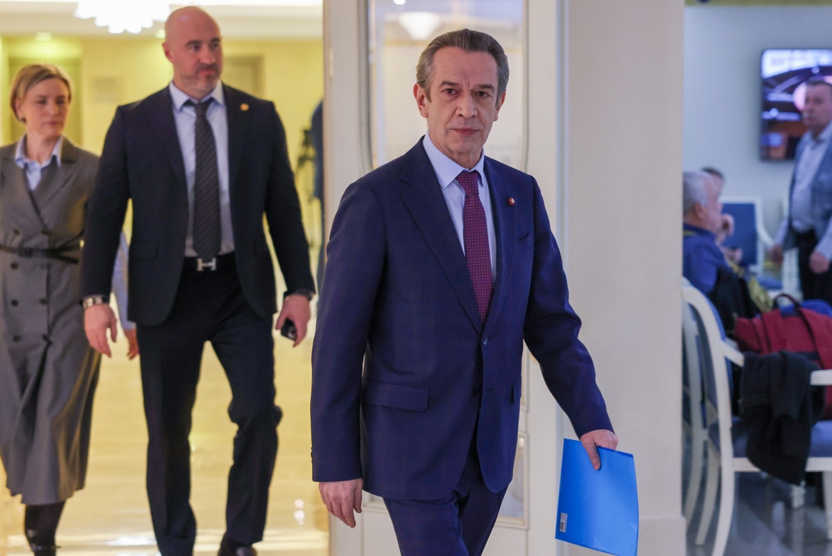    Владимир Машков предложил создать дирекцию фронтовых бригад, как в Великую Отечественную. / Сергей Михеев/ РГ