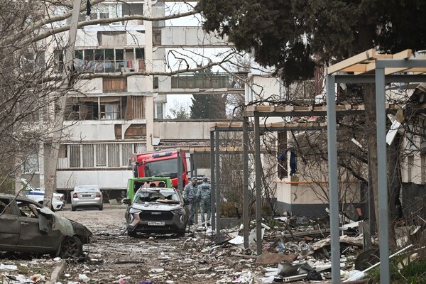 Последствия взрыва в жилом доме в Севастополе, 24 марта 2026 года / Константин Михальчевский/РИА Новости   📷