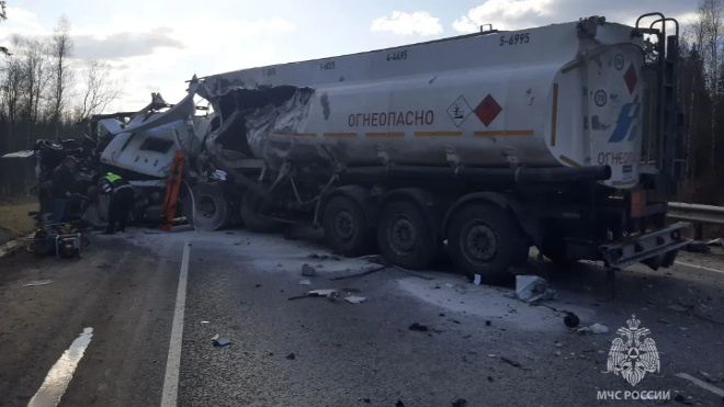 В Тосненском районе восстановили движение транспорта на трассе А-120 после смертельного ДТП