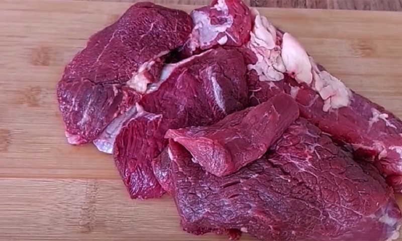 Секрет нежности блюда: простое мясо превращается в деликатес с одной ложкой уксуса – турецкий рецепт 