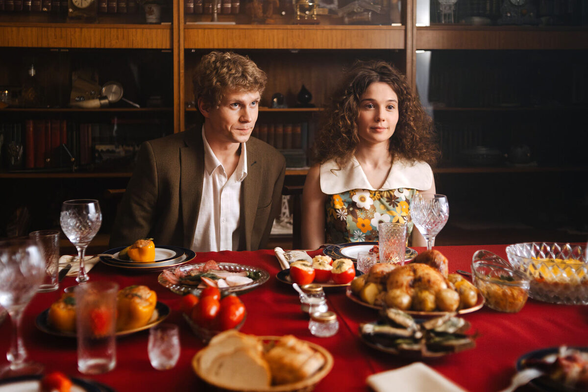 Кадр из фильма Время Счастливых