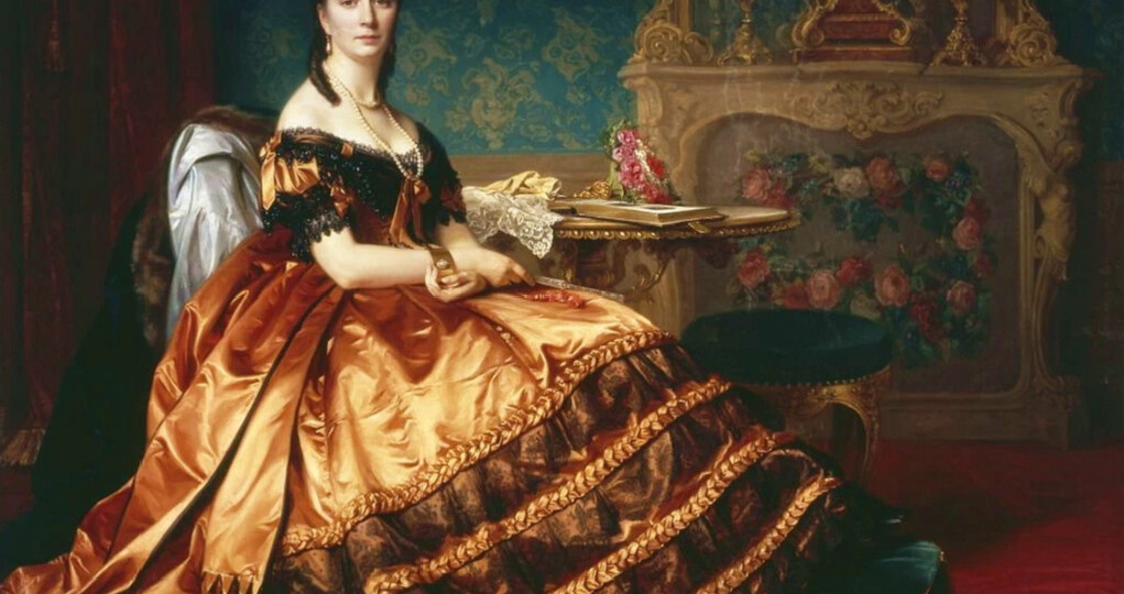 Как сидели дамы в платьях с кринолинами? Вид спереди, сзади и сбоку