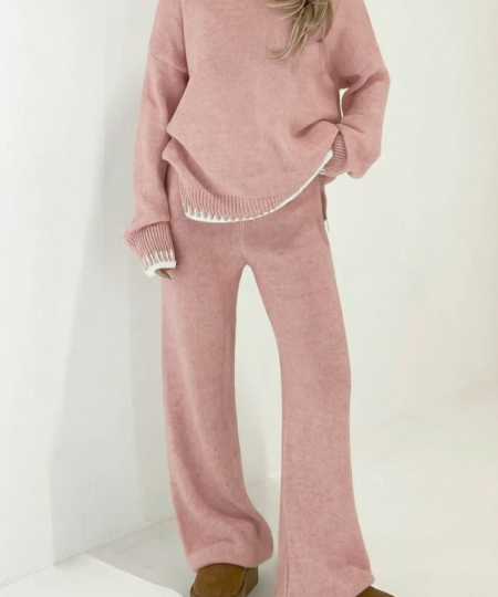 «Тот самый костюм из 80-х»: почему трикотаж возвращается в 2026 году и как носить его, чтобы выглядеть дорого