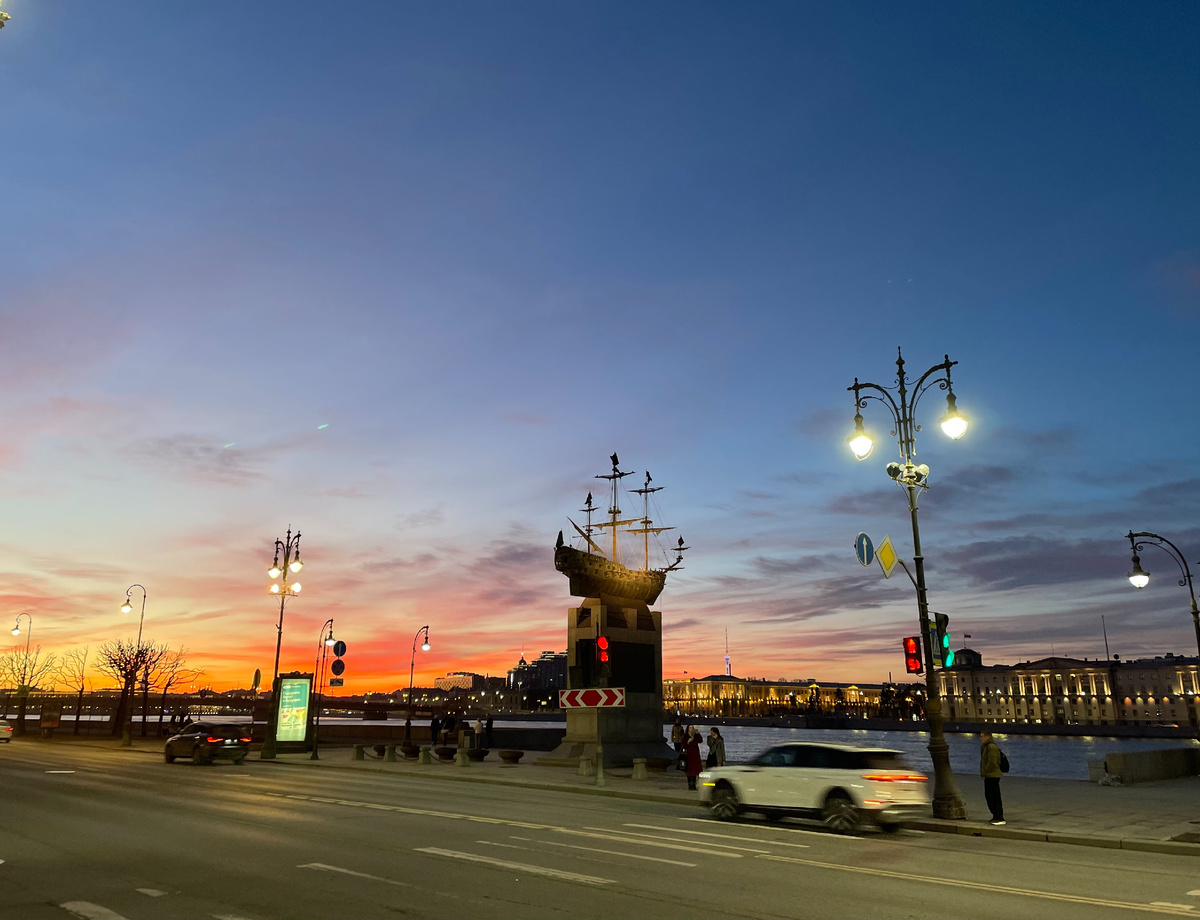 Как упоительны в... в... вечера!