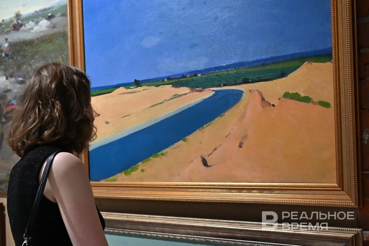    Выставка объединила художников, приехавших в Узбекистан за вдохновением. Динар Фатыхов / realnoevremya.ru