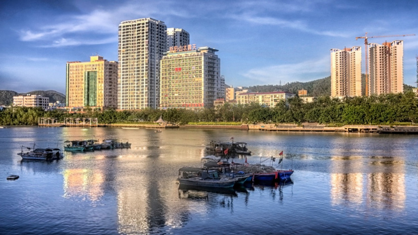 Скоро будет яблоку упасть негде: россияне распробовали этот китайских курорт