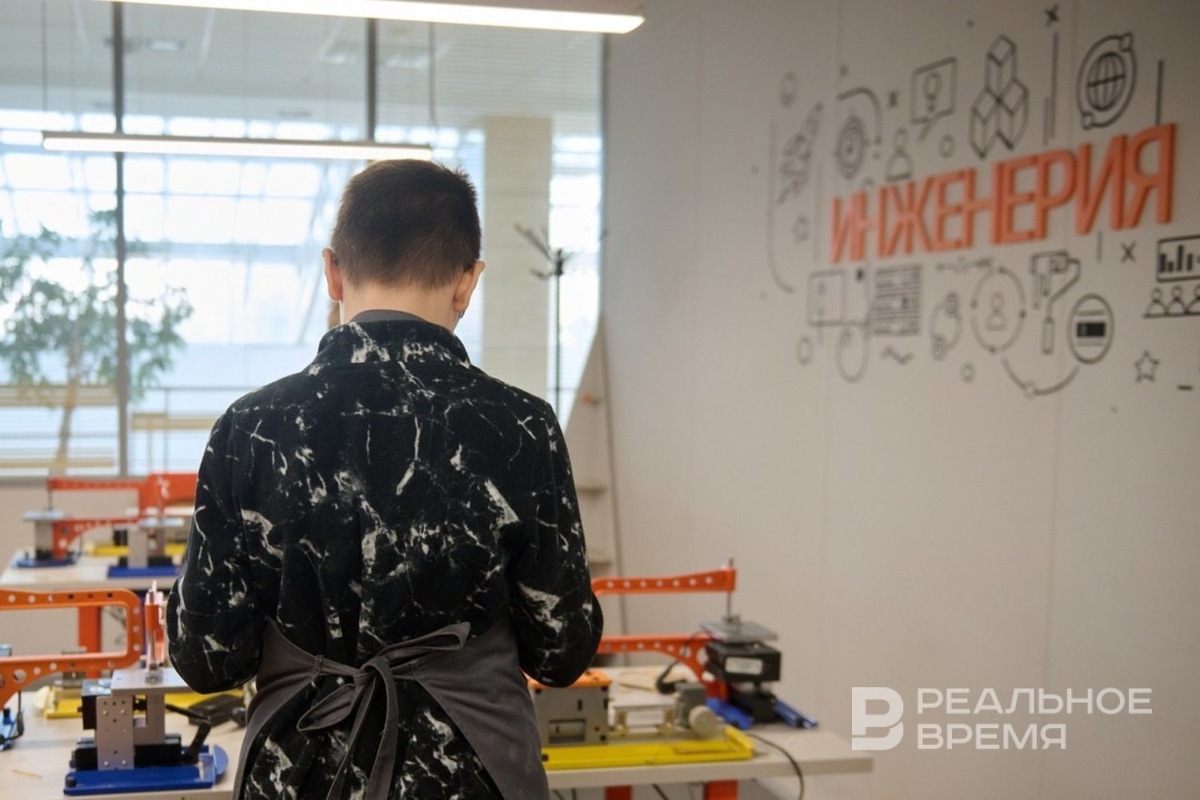    «Школам необходимо современное оборудование». Динар Фатыхов / realnoevremya.ru