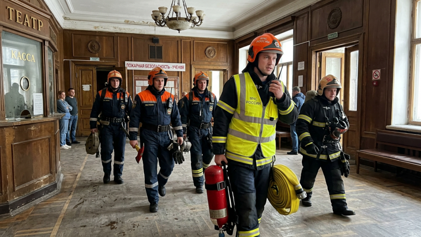    Фото ИИ pg12.ru