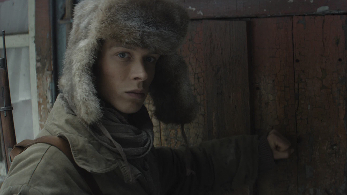 Кадр из фильма "Красный шёлк"