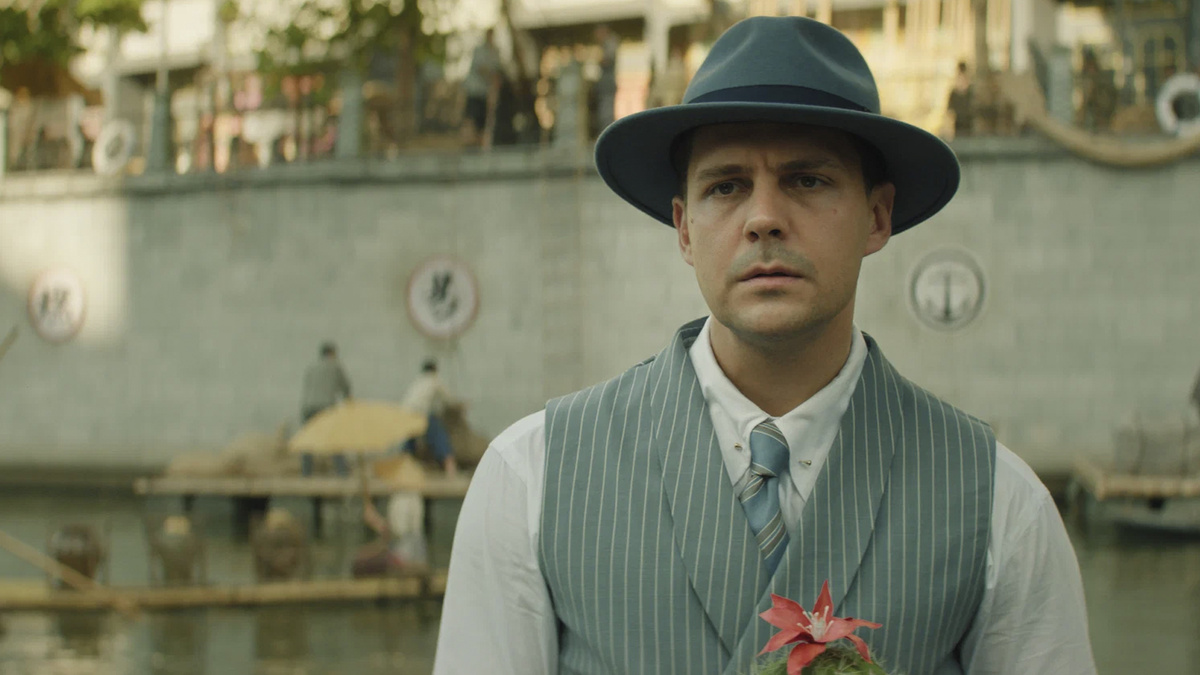 Кадр из фильма "Красный шёлк"