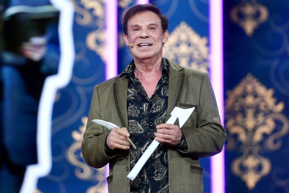    Ефим Шифрин: «Мне хронически не хватает время даже на разговоры о том, что я делаю» Алексей БУЛАТОВ