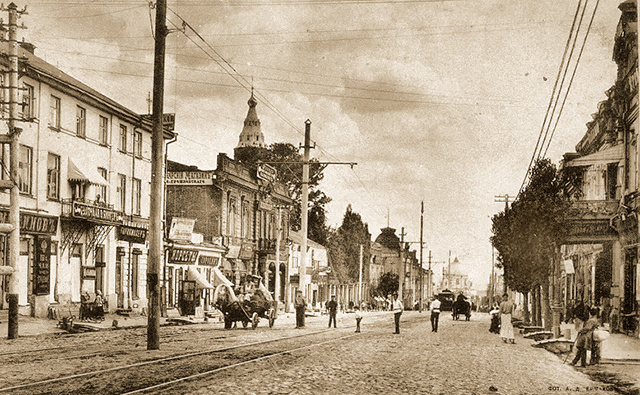    Дореволюционная Московская улица в 1918 году стала улицей Ленина. Фото из коллекции Ивана Монастырева/old-kursk.ru