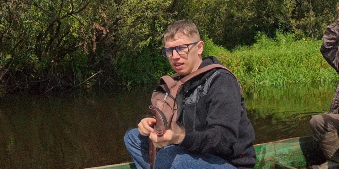 «Это еда для бомжей»: Испанец отказался от окрошки, но в русской деревне я заставил его съесть три тарелки. Потом он попрасил добавки