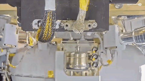    Видео с официального канала "Бюро 1440"