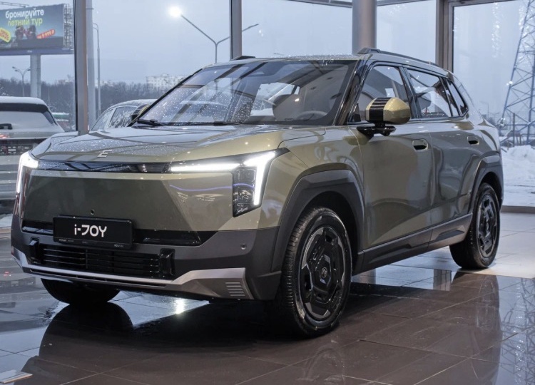 Российский электромобиль Evolute возглавил рейтинг: полный список официальных брендов в РФ