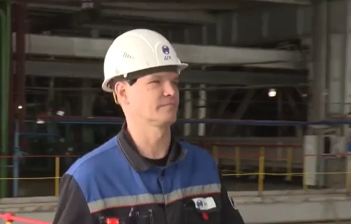    В Комсомольске-на-Амуре герой СВО Александр Громов вернулся на свою ТЭЦ