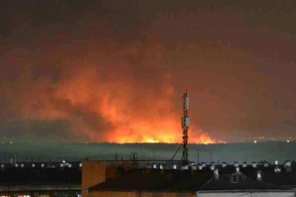 Пожар был виден всему Ангарску. Фото: Предоставлено очевидцами КП-Иркутск