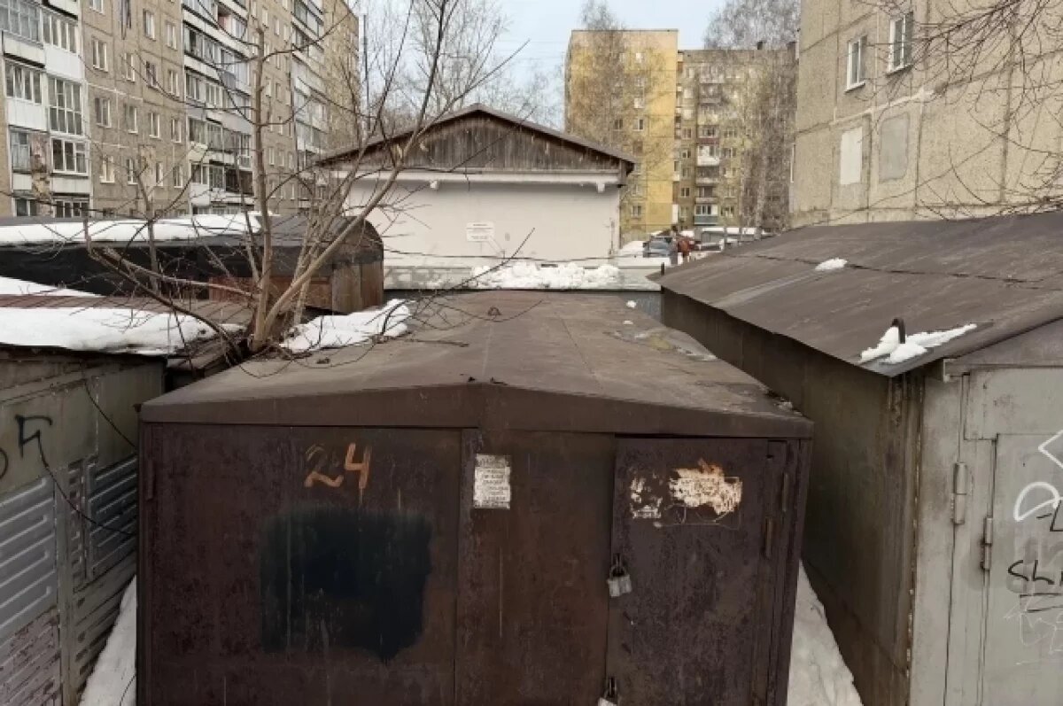    После гибели ребёнка в Барнауле проверят гаражи во дворах