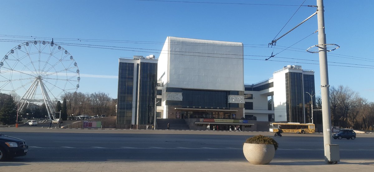 Красивая центральная группа достопримечательностей!))