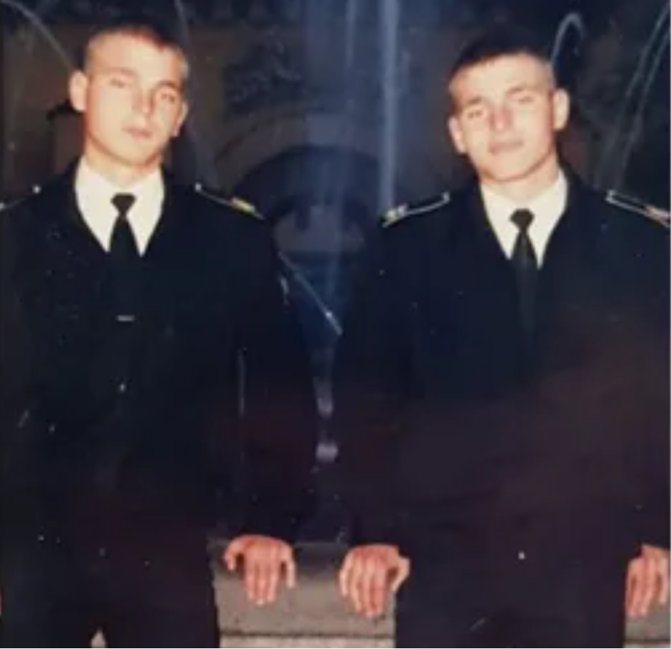 Олег Виллард и Константин Степанов - как два брата-близнеца на "Титанах" оказались под разными фамилиями