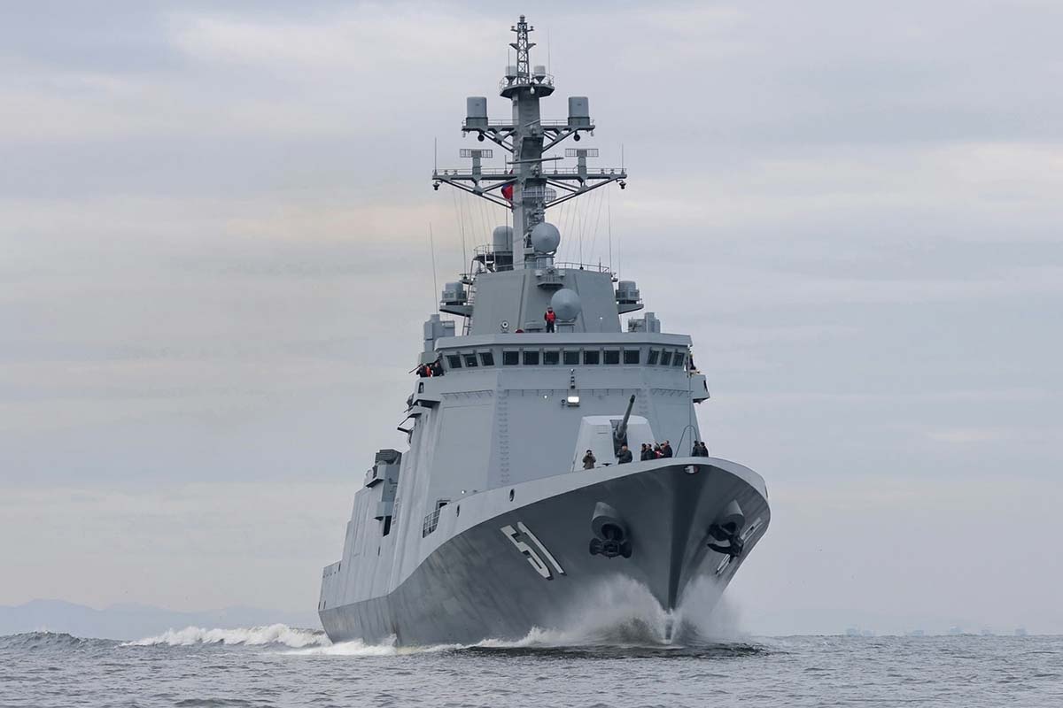 Эскадренный миноносец «Чхо Хён» ВМС КНДР