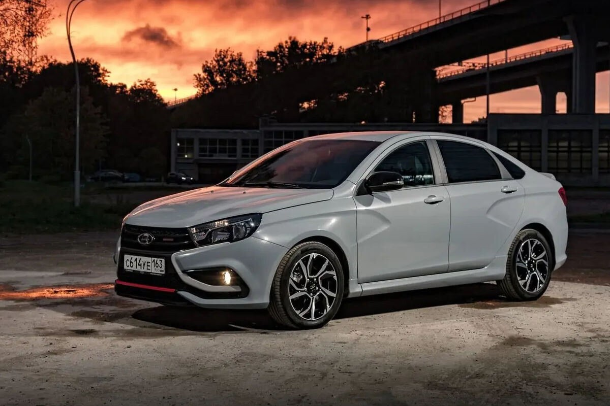 Седан Lada Vesta Sport предыдущего поколения