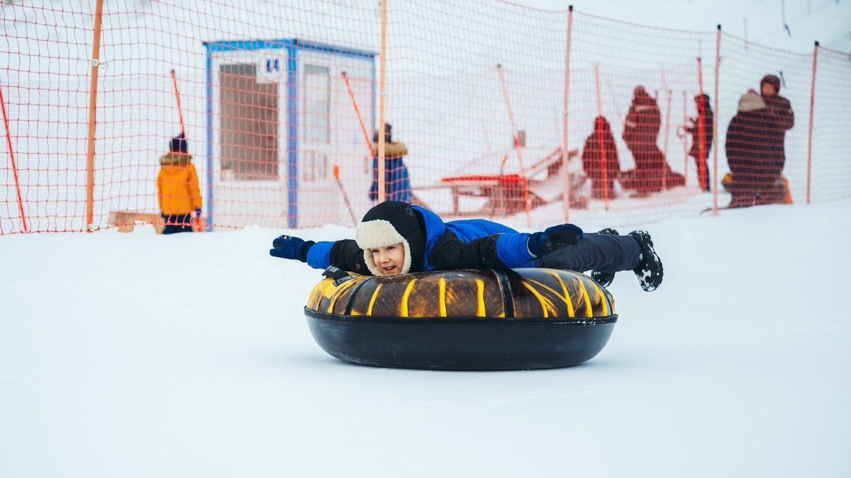    Лангепасцы осваивают тюбикёрлинг