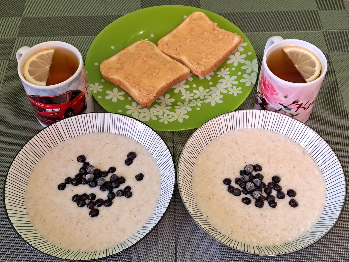 Завтрак детей