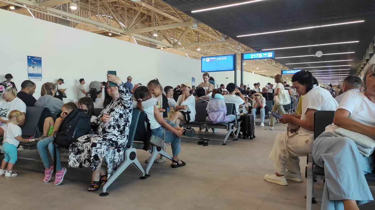 Именно на такую сумму наказали туроператоров, срывавших отдых свердловчан.  Фото: ФедералПресс / Наталья Ельцова