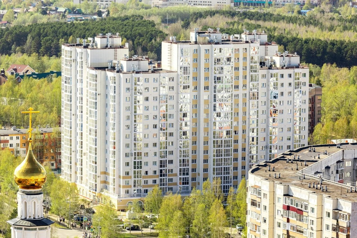    В Югре планируют переселить почти 5 тысяч жителей аварийных домов